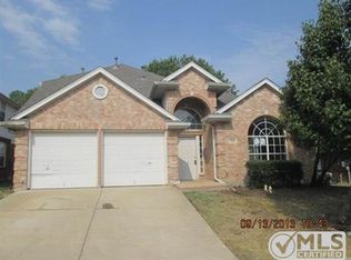 7914 Cabin Ct, Arlington, TX 76002