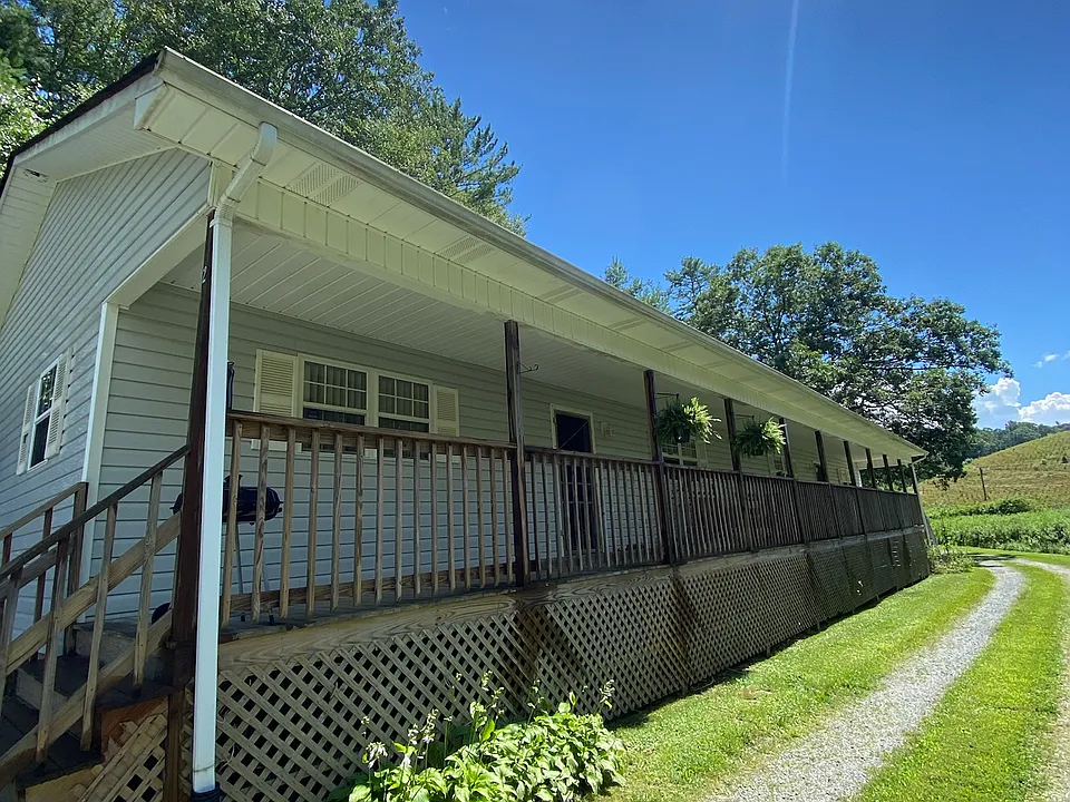 700 Hardin Rd #2