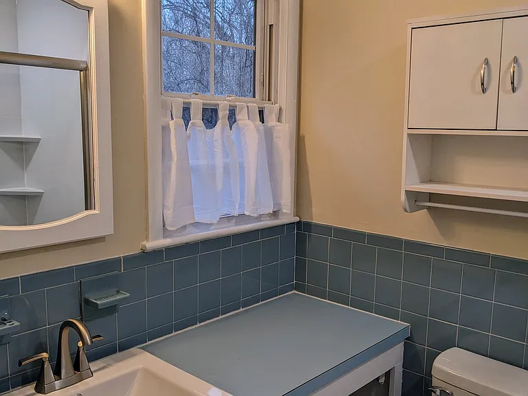 4668 Fairmont Ave — Photo 24