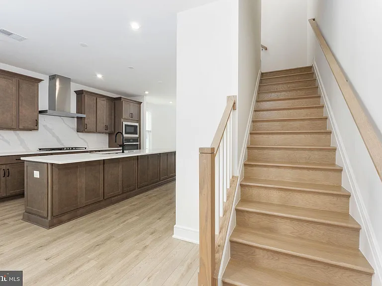 42086 Picasso Sq — Photo 22