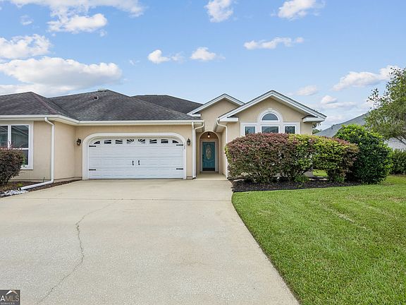 2nd image of 128 Miller Ct