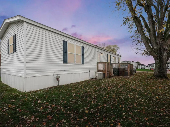 130 Woodfield Pl, Ashville, OH 43103