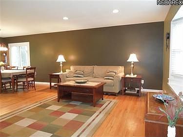 2nd image of 5807 Loyola Dr