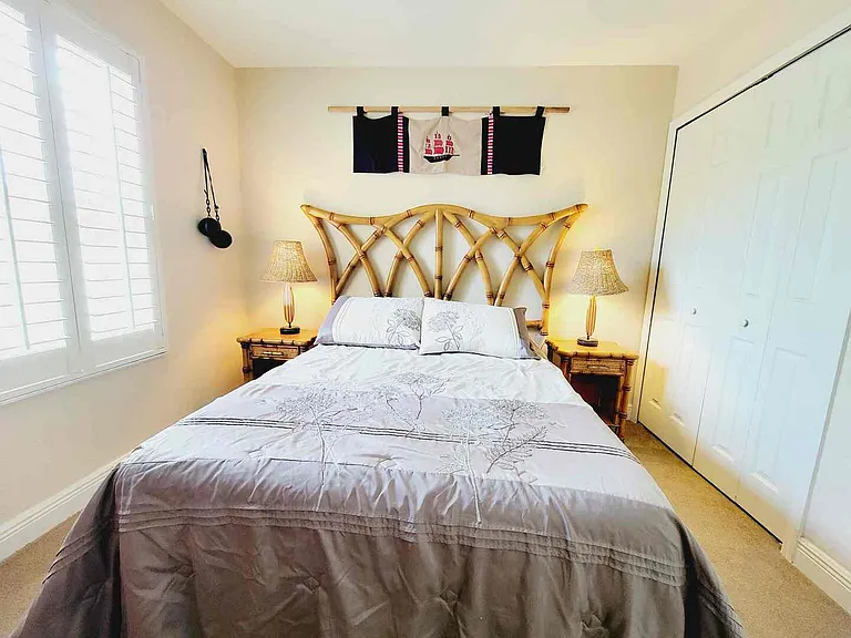 3235 Calabria Ave — Photo 21