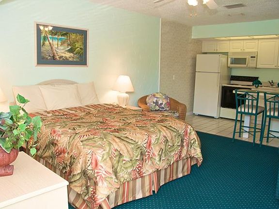 2nd image of 1501 Gulf Dr N #106