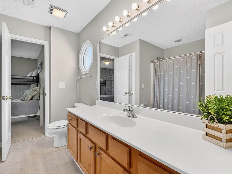 4 Oleander Ln — Photo 25
