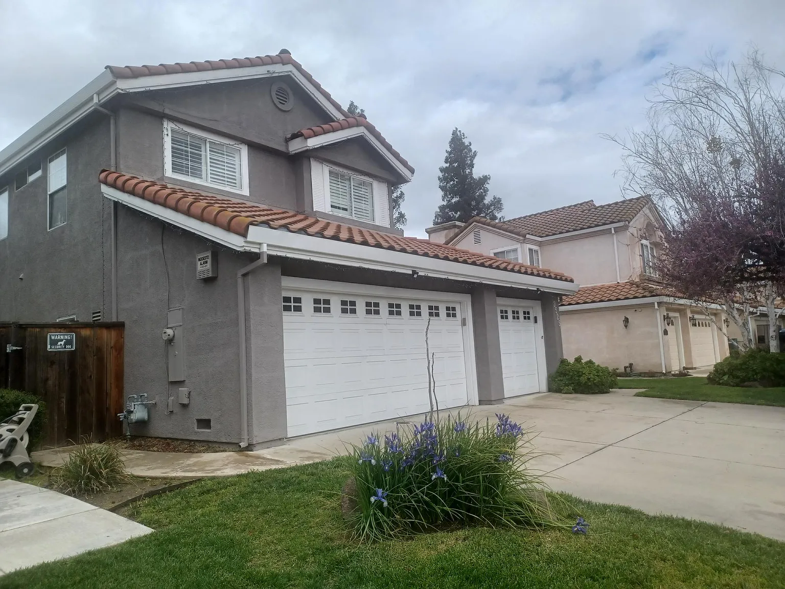 4 bed, 2500 sqft, $2,600 — Photo 3