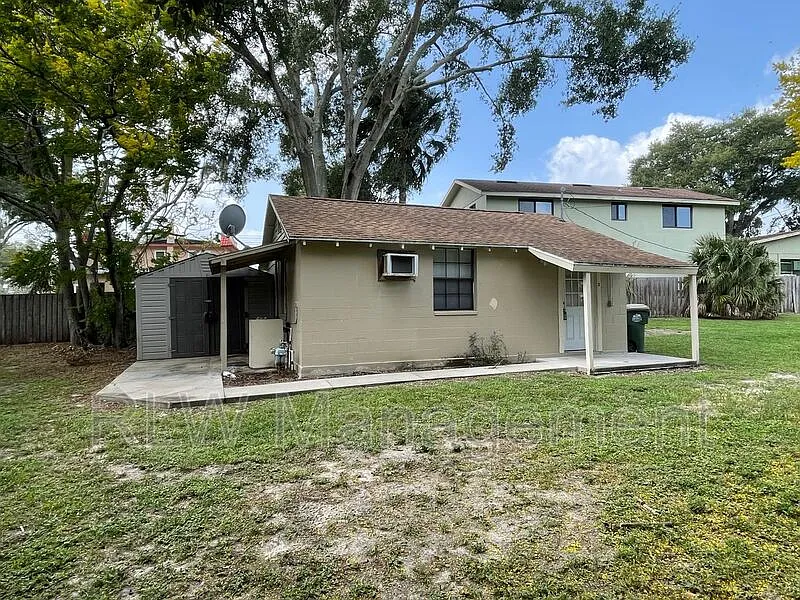 1 bed, 1.0 bath, 500 sqft, $1,000 — Photo 3