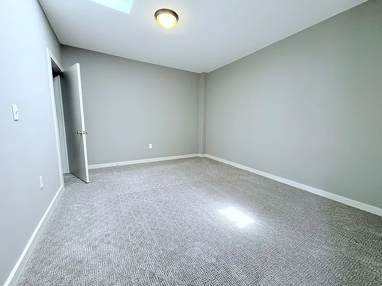 7 W Philadelphia St #3F — Photo 8