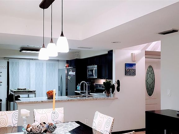 5th image of 10144 Costa Del Sol Blvd #C