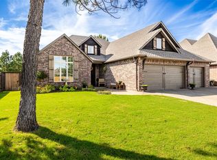 13334 S 19th St, Bixby, OK 74008