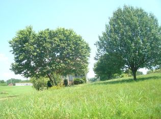 144 Roberts Rd, Portland, TN 37148