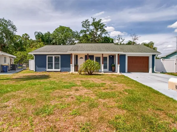 3609 Luma Dr, Holiday, FL 34691