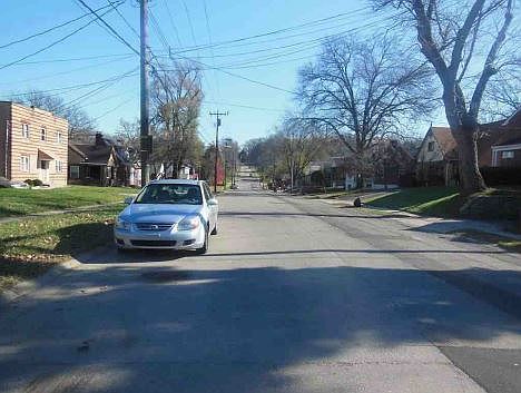 5th image of 2522 Losantiville Ave