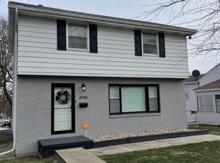 3945 Lower Beaver Rd, Des Moines, IA 50310