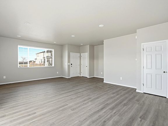 DEN_Hwy-7-York-30s-Duplex-Ln_Silverton_Living-Area_C_2212-E-164th-Avenue