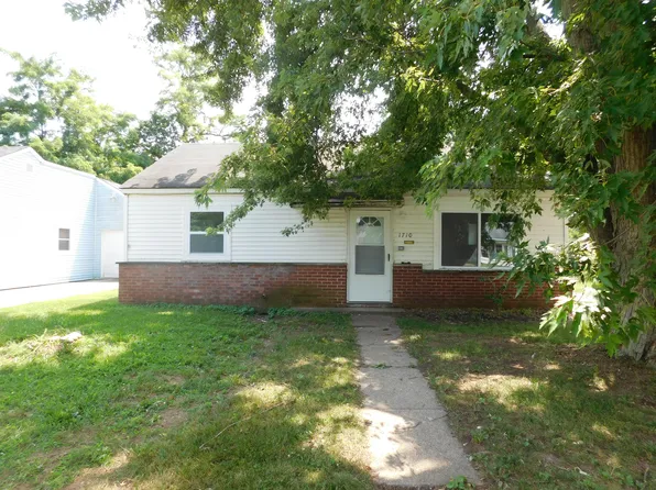 1710 Cass St, Niles, MI 49120