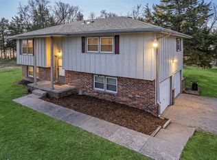 3409 Cedar Ln, Milford, KS 66514