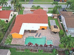 11910 NW 38th Pl, Sunrise, FL 33323