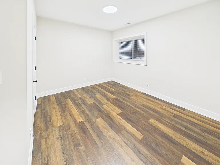2350 S Leavitt St #1F — Photo 20