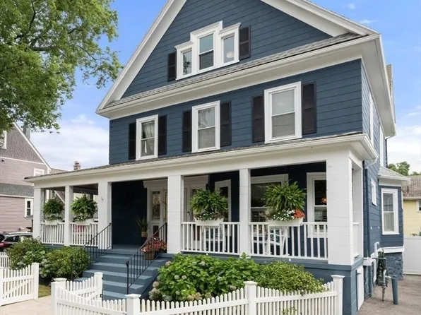 31 Malvern St, Melrose, MA 02176