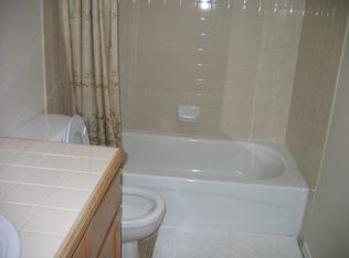 8538 Midvale Ave N, Seattle, WA 98103