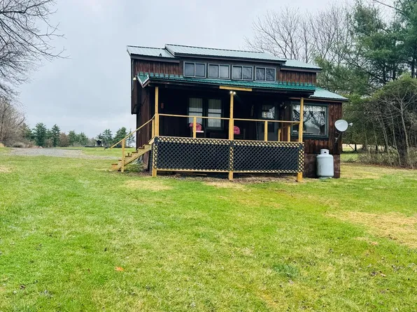 1582 State Route 4002, Mehoopany, PA 18629