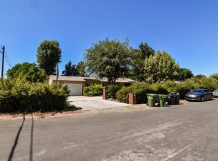 19502 Lorne St, Reseda, CA 91335