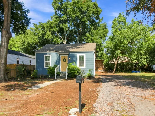 2130 Commander Rd, North Charleston, SC 29405