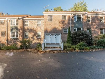 3 Valley View Rd APT 42, Norwalk, CT, 06851