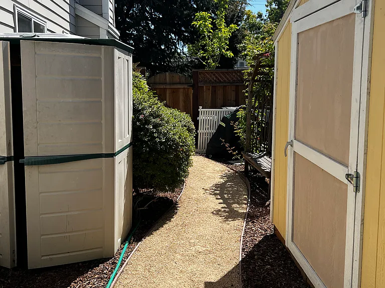 2463 Louis Rd — Photo 38