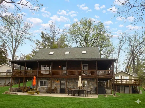 16211 Pretty Lake Dr, Mecosta, MI 49332