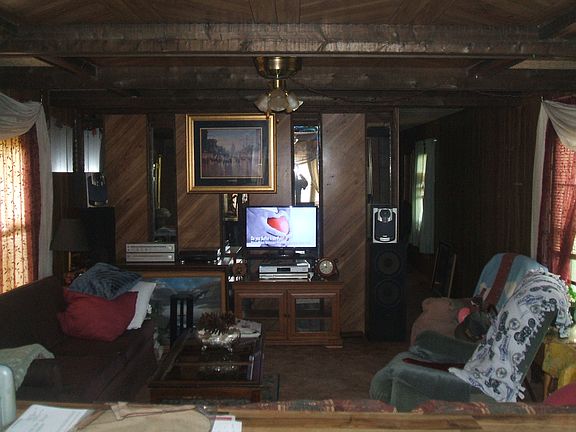 5th image of 25369 Canary Ln
