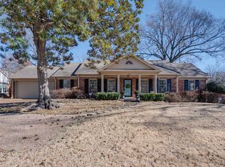 286 N Perkins Rd, Memphis, TN 38117