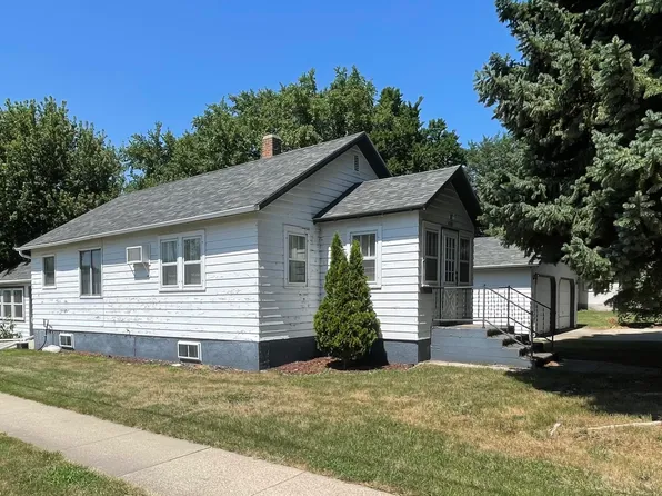 3200 5th Ave, Selby, SD 57472