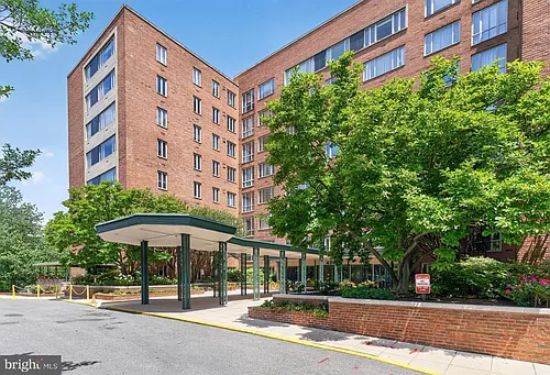4301 Massachusetts Ave NW #3011 Photo 1 4301 Massachusetts Ave NW #3011 Photo 1