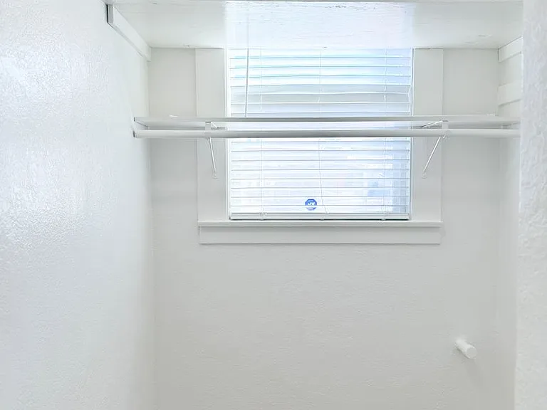 4170 Park Blvd — Photo 13