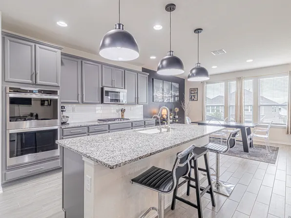 2102 Dalhart, San Antonio, TX 78253