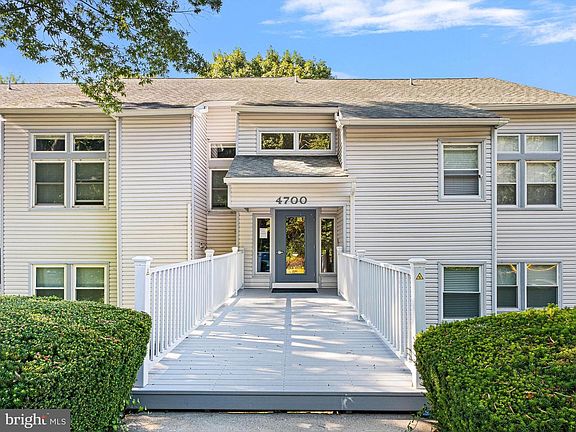 2nd image of 4701 Birch Cir