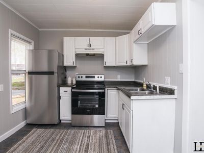706.5 S Lee St, Bloomington, IL, 61701
