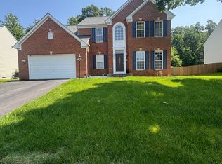 2864 Myrtlewood Dr, Dumfries, VA 22026