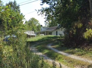 5497 James River Rd, Huntington, WV 25704