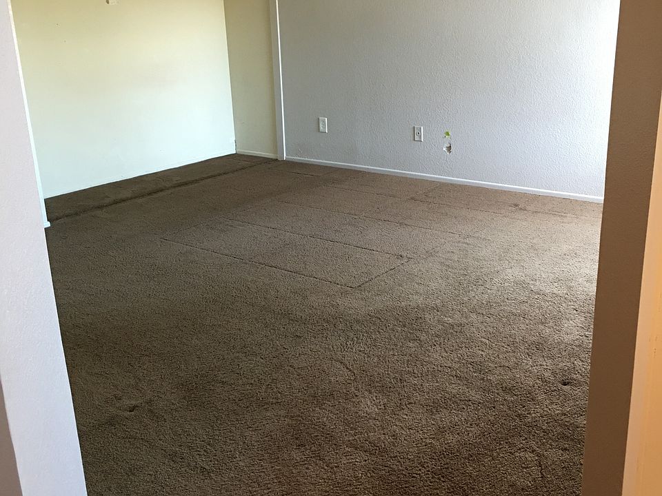 1st image of 39320 Medina Ct