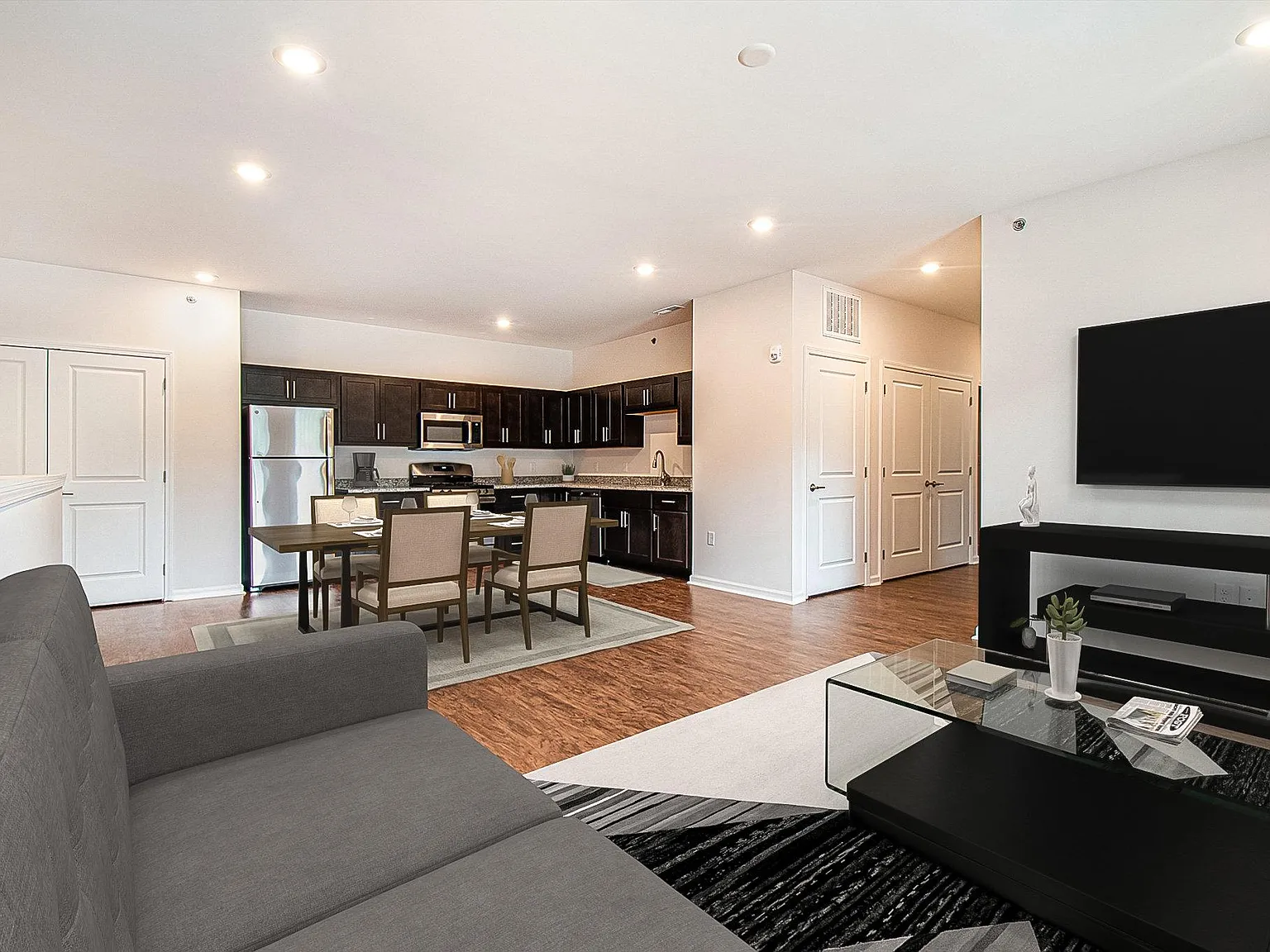 Copperleaf Cove Apartments — Photo 4