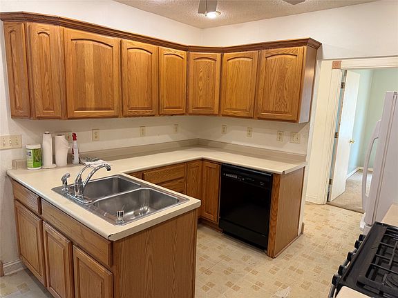 4th image of 3601 Hull Ave