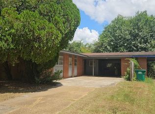 2014 N Flintlock Dr, Albany, GA 31705