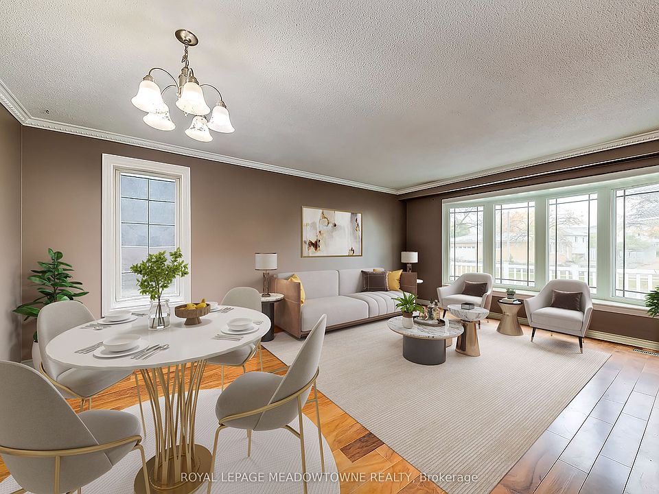 1st image of 8 Midhurst Dr
