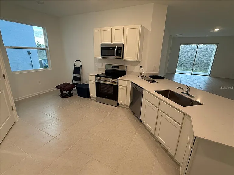 4813 Katrina Dr — Photo 4