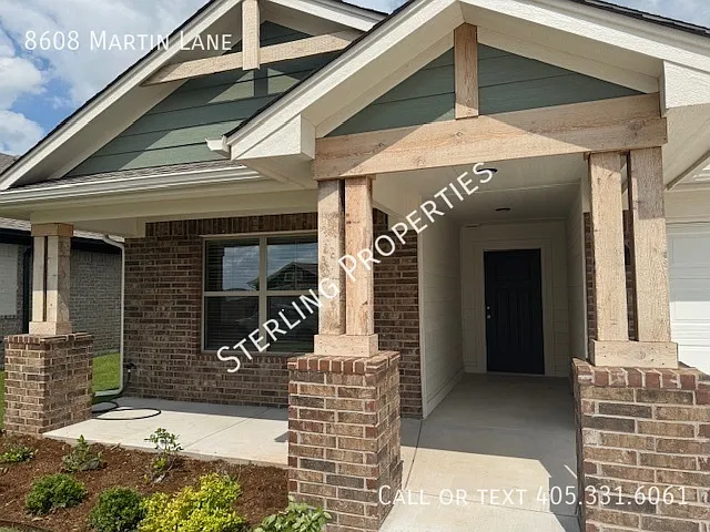 3 bed, 1295 sqft, $1,750 — Photo 2