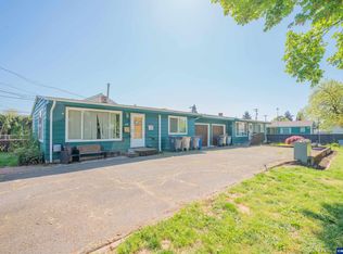 1178 Hiatt St, Lebanon, OR 97355